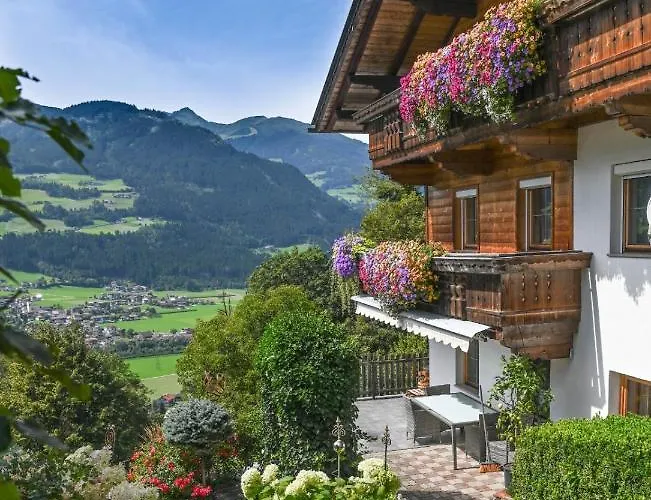 Schneiderhaeusl Zillertal Apartment Stummerberg